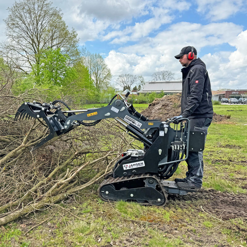 23035_2.jpg